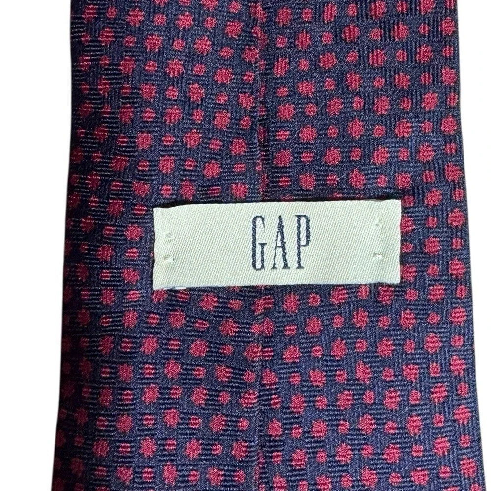 Gap Silk Tie Quiet Luxury Old Money Formal Blue Red Professional Career Preppy‎